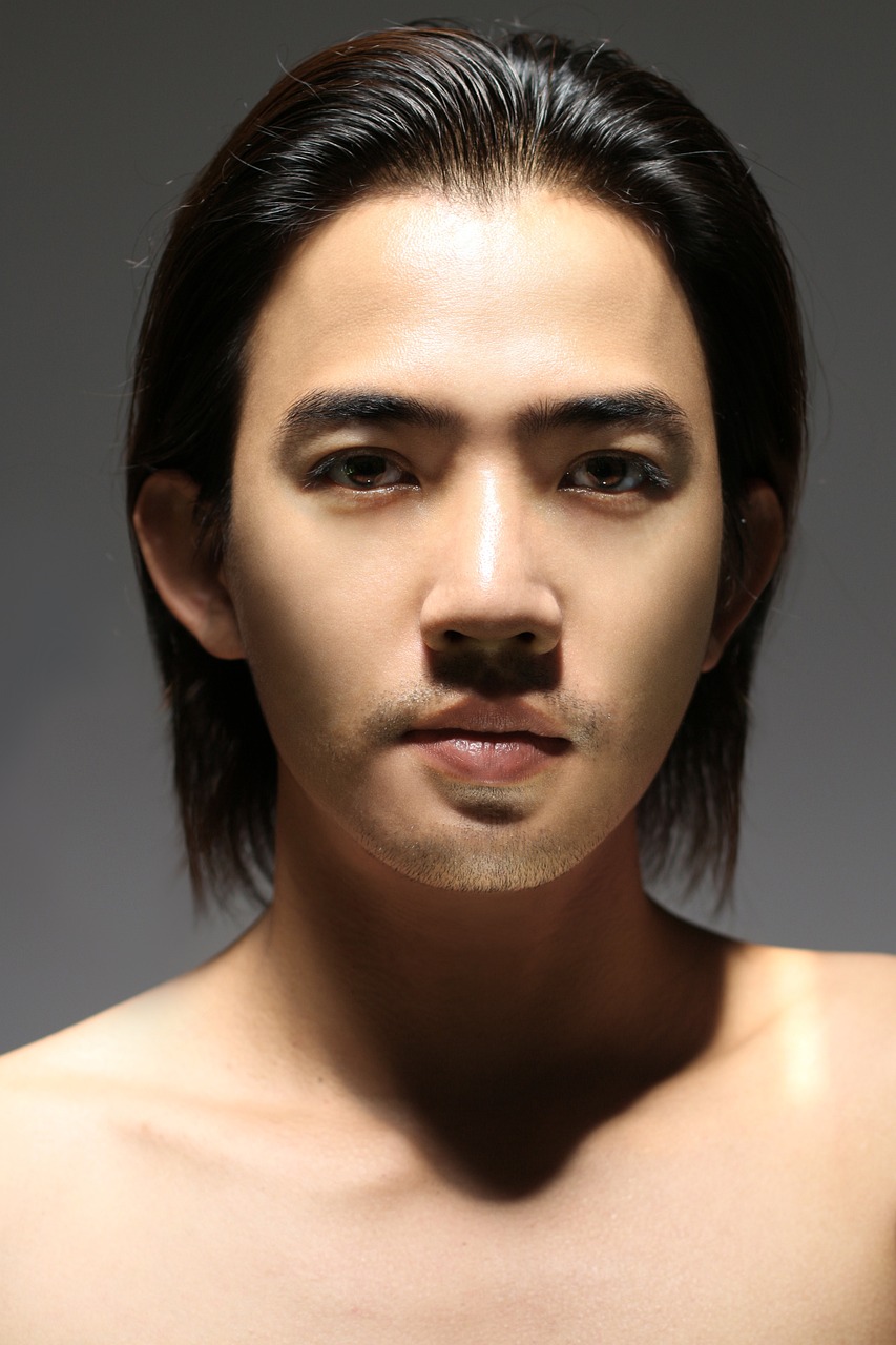 泰国最火男演员，璀璨星光闪耀东南亚