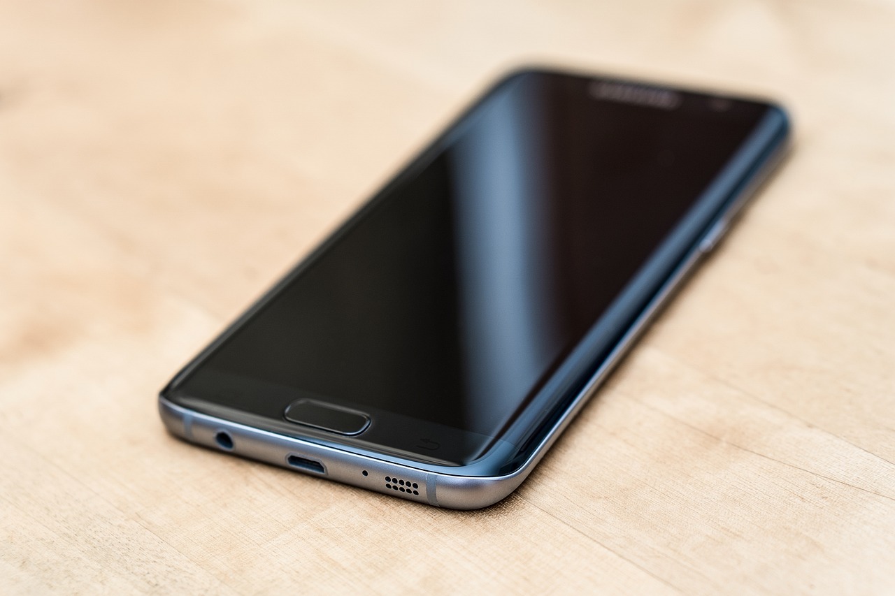 三星Galaxy S8上市时间揭秘，期待与等待的完美融合