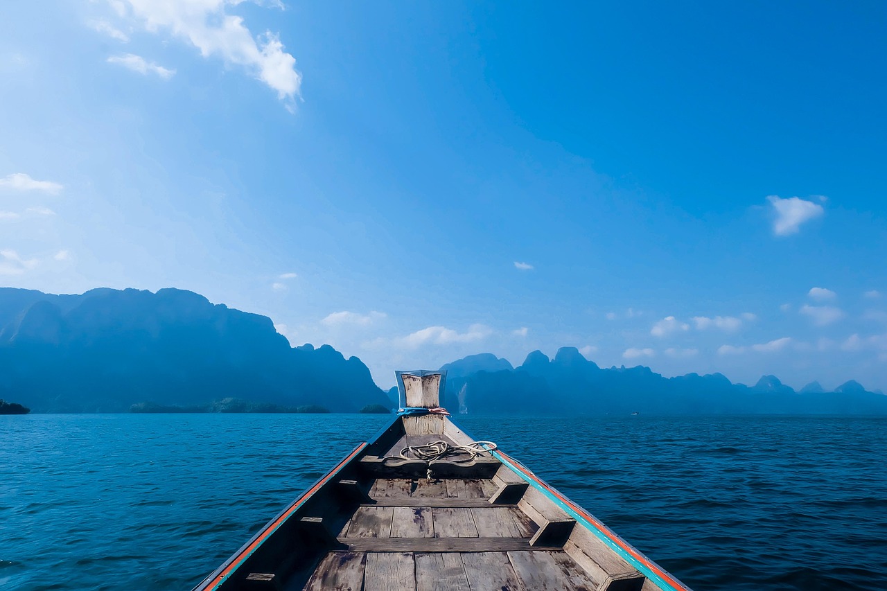 上市船公司，引领海洋经济新纪元探索之旅