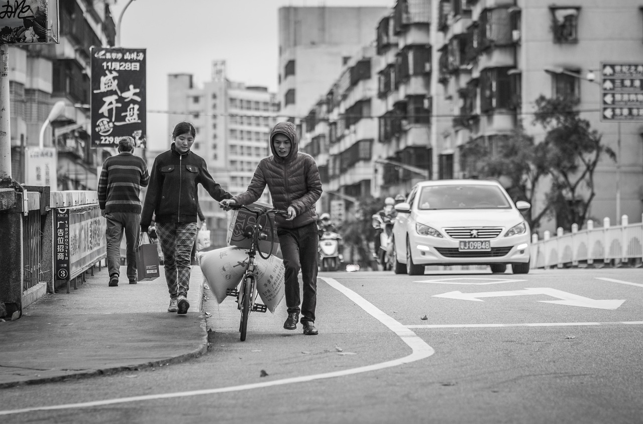 蜗居电视剧全集，深度解读都市生活的缩影