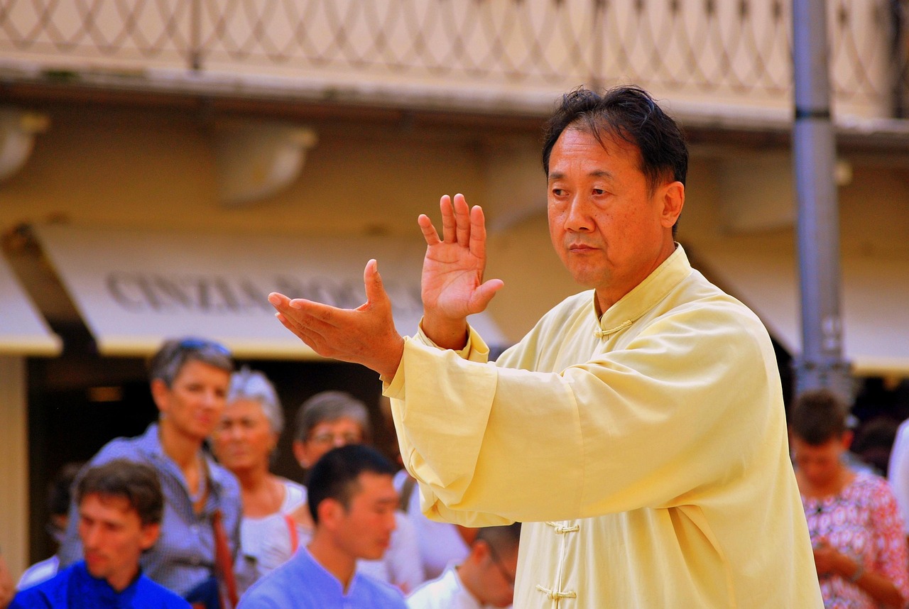 江宏杰比赛精彩瞬间，展现运动精神的卓越时刻视频回顾
