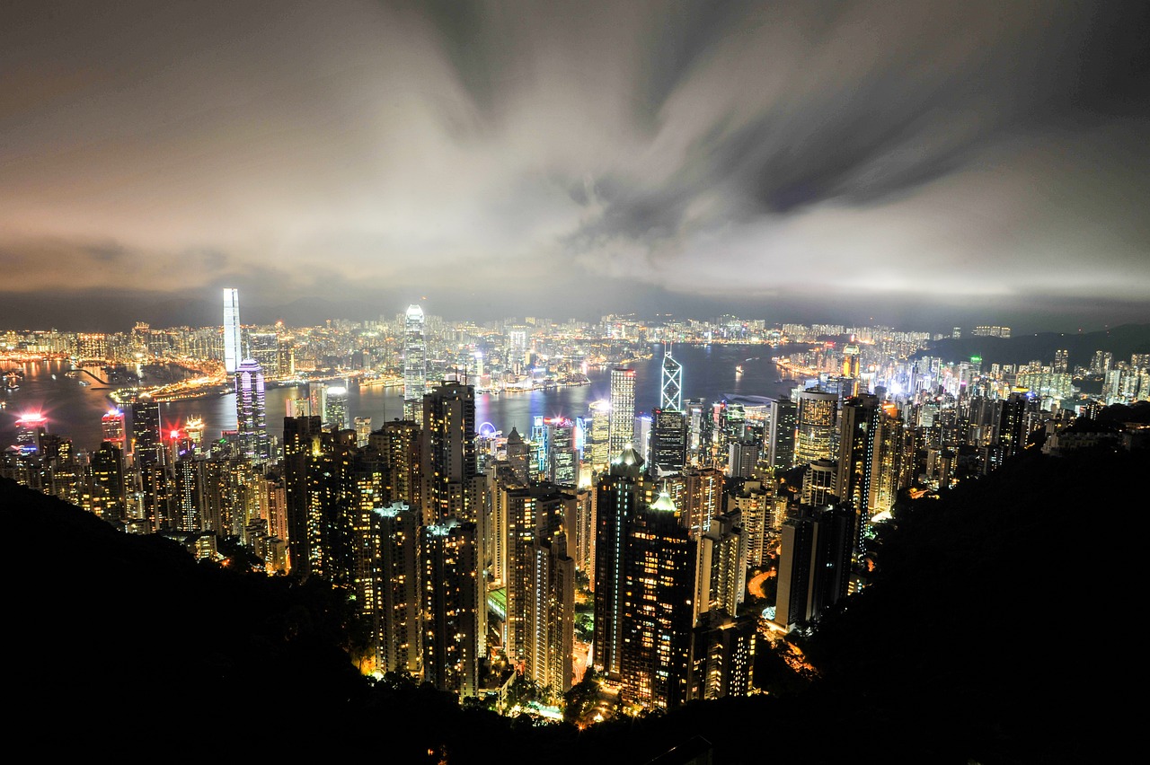 最新各地疫情动态分析与概述