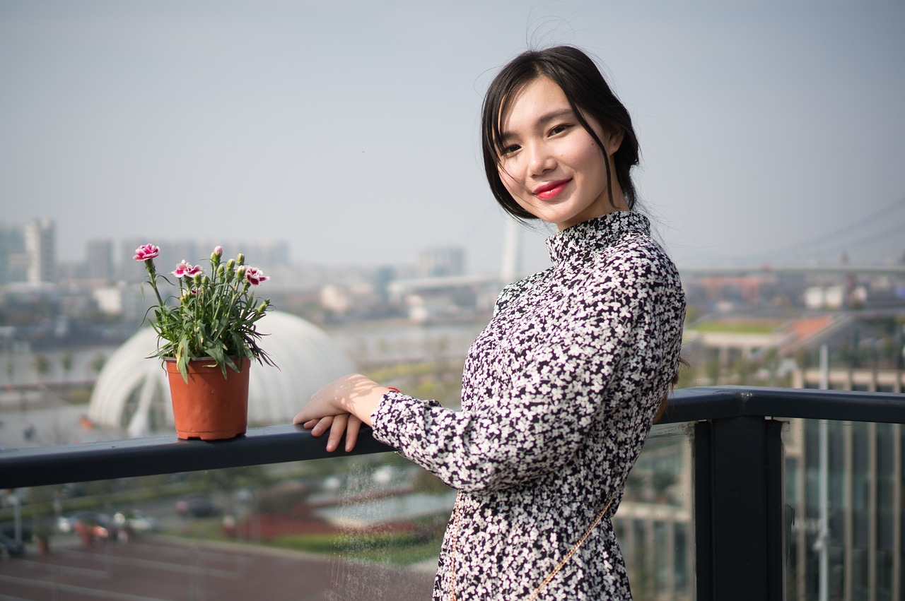 伊人最新视频，时尚与美丽的完美交融